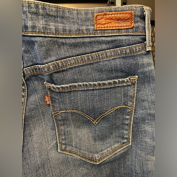 Levi’s Demi Curve Classic Rise Slim Women’s Jeans 30x32 - Picture 3 of 8